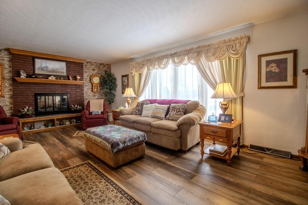 Photo of 3395 U.s. 35, Knox, IN 46534 (MLS # 834108)