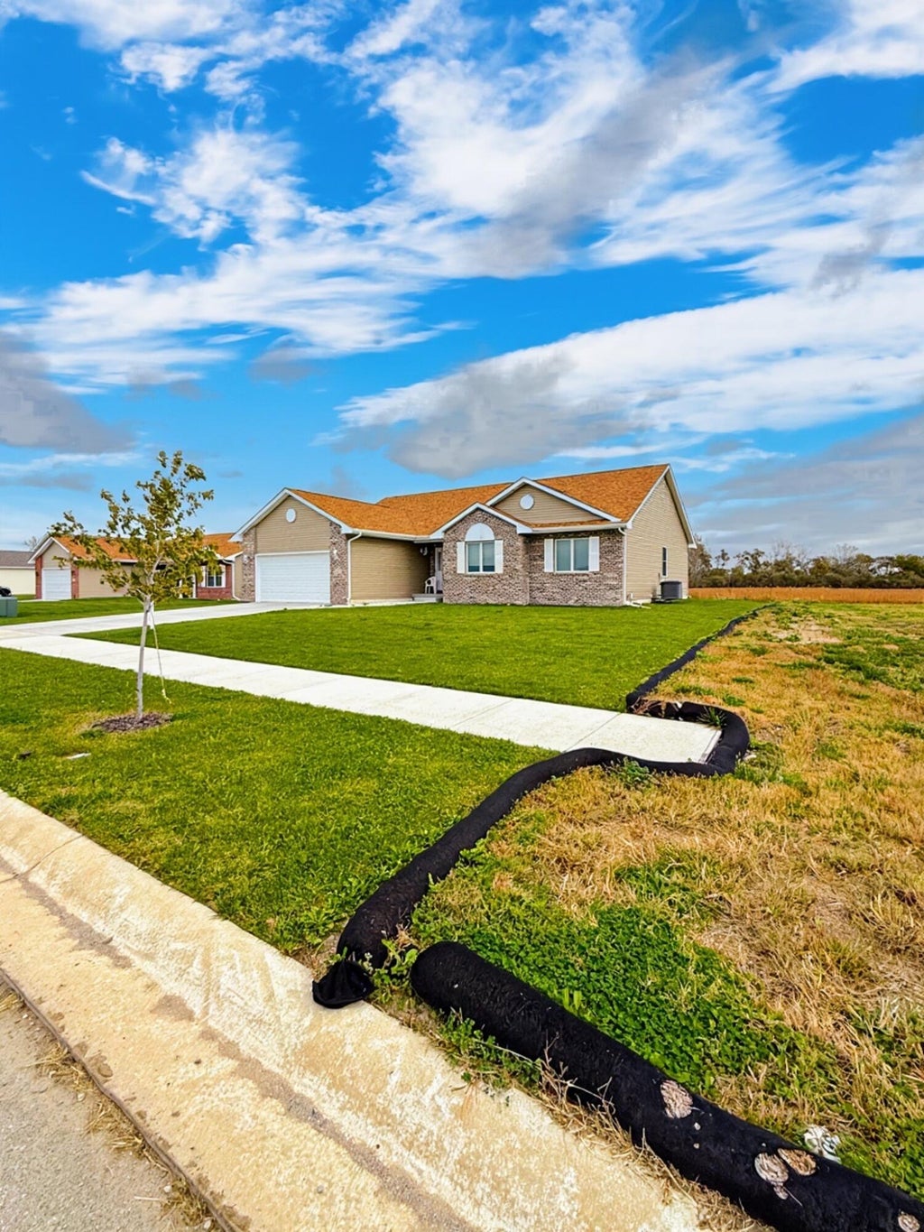 Photo of 6701 Whitcomb Street, Merrillville, IN 46410 (MLS # 847033)