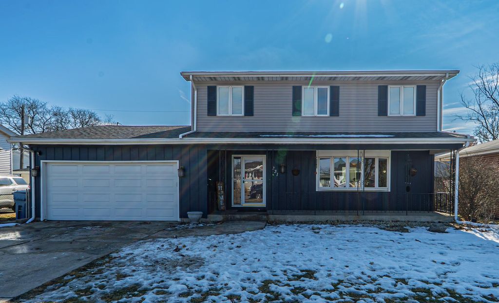 Photo of 231 Minter Drive, Griffith, IN 46319 (MLS # 834100)