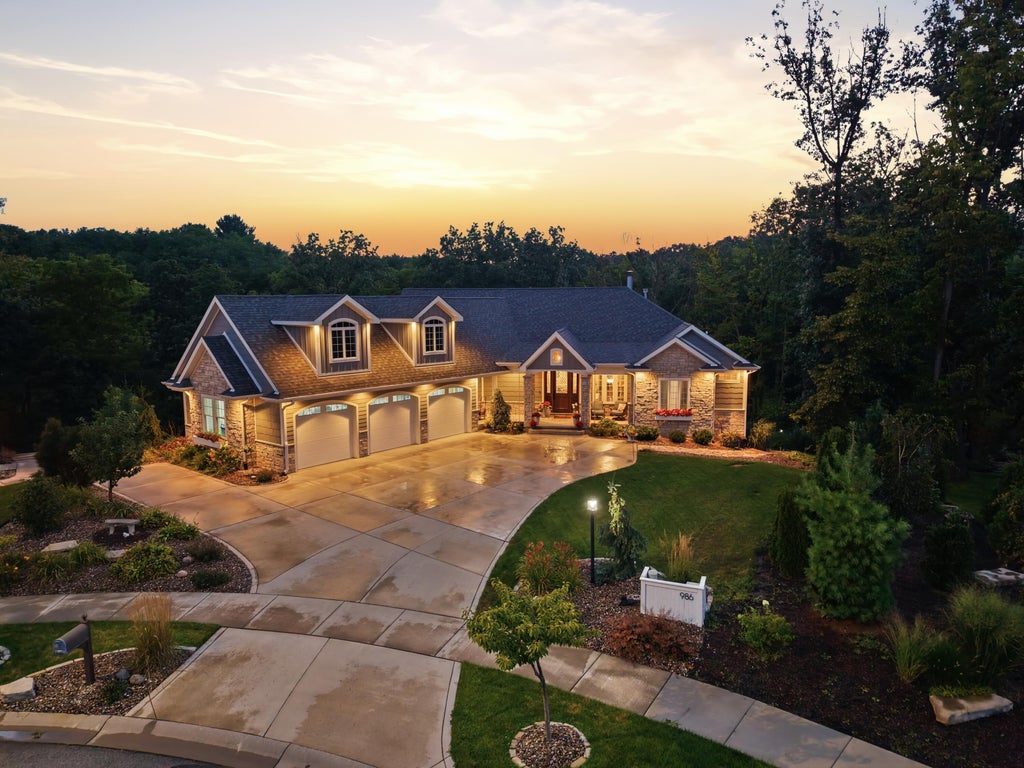 Photo of 986 Sylvia Lane, Crown Point, IN 46307 (MLS # 844666)