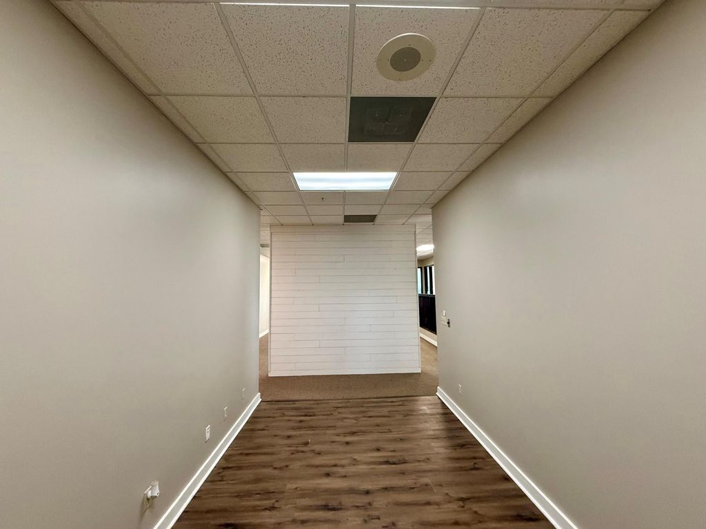 Photo of 150 W Lincolnway #3003, Valparaiso, IN 46383 (MLS # 838962)
