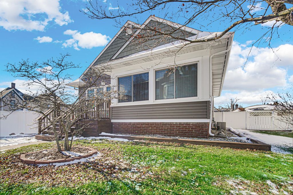 Photo of 10 N Michigan Street, La Crosse, IN 46348 (MLS # 831956)