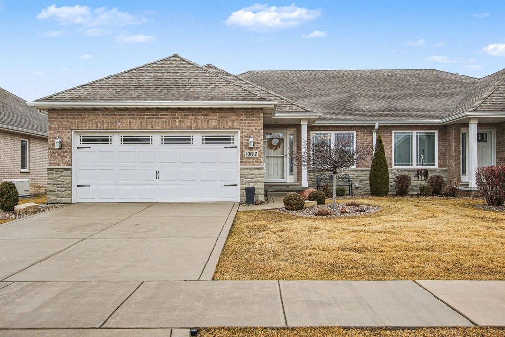 Photo of 10680 Arbor Lane, Saint John, IN 46373 (MLS # 835014)