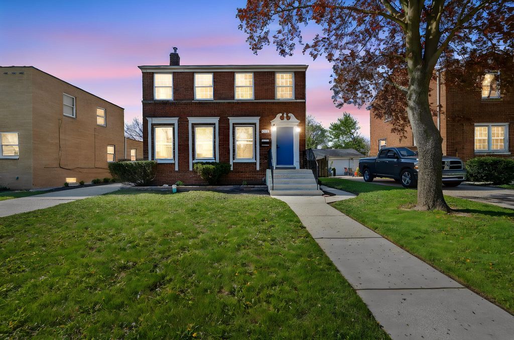 Photo of 248 Adelaide Place, Munster, IN 46321 (MLS # 839963)