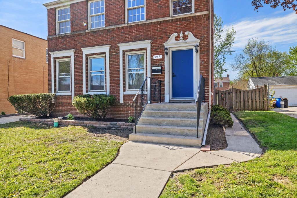 Photo of 248 Adelaide Place, Munster, IN 46321 (MLS # 839963)