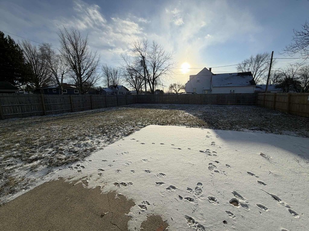 Photo of 326 S Home Avenue, Rensselaer, IN 47978 (MLS # 833004)