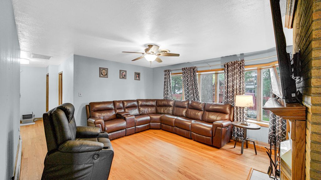 Photo of 138 N Road, Schererville, IN 46375 (MLS # 835135)