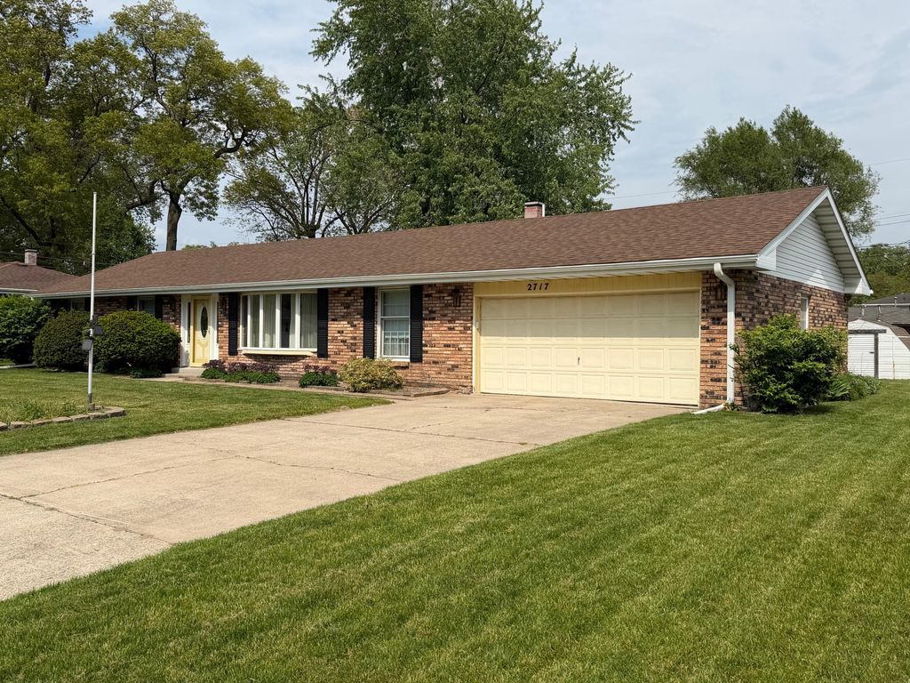 Photo of 2717 Lois Street, Portage, IN 46368 (MLS # 839070)