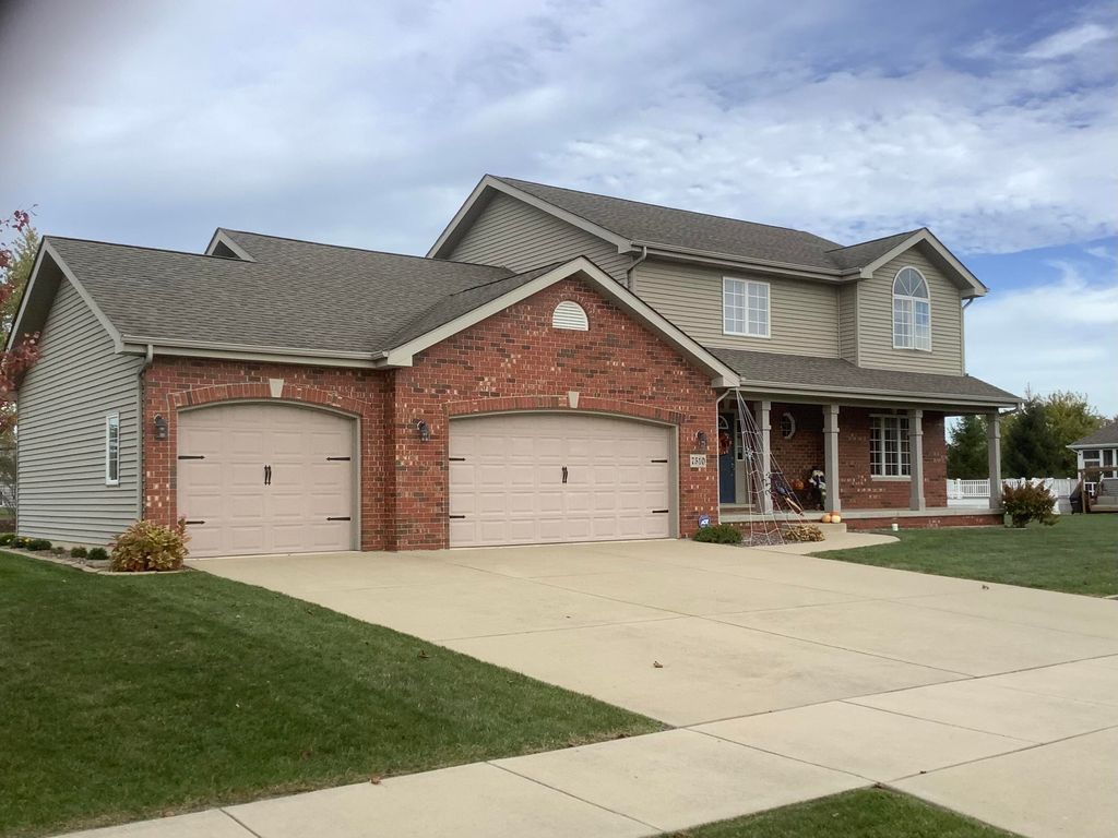 Photo of 7510 W 91st Place, Crown Point, IN 46307 (MLS # 836136)