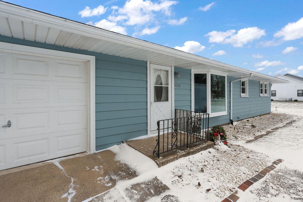 Photo of 14233 S 1050 W, Wanatah, IN 46390 (MLS # 832145)