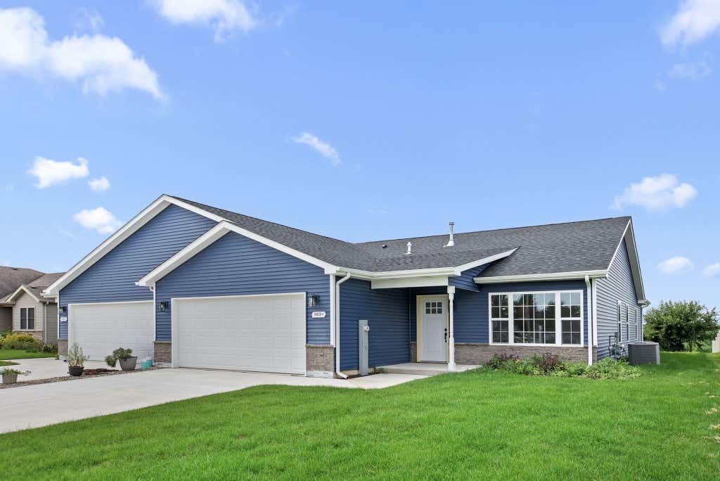 Photo of 14826 Carey Street #B, Cedar Lake, IN 46303 (MLS # 844351)