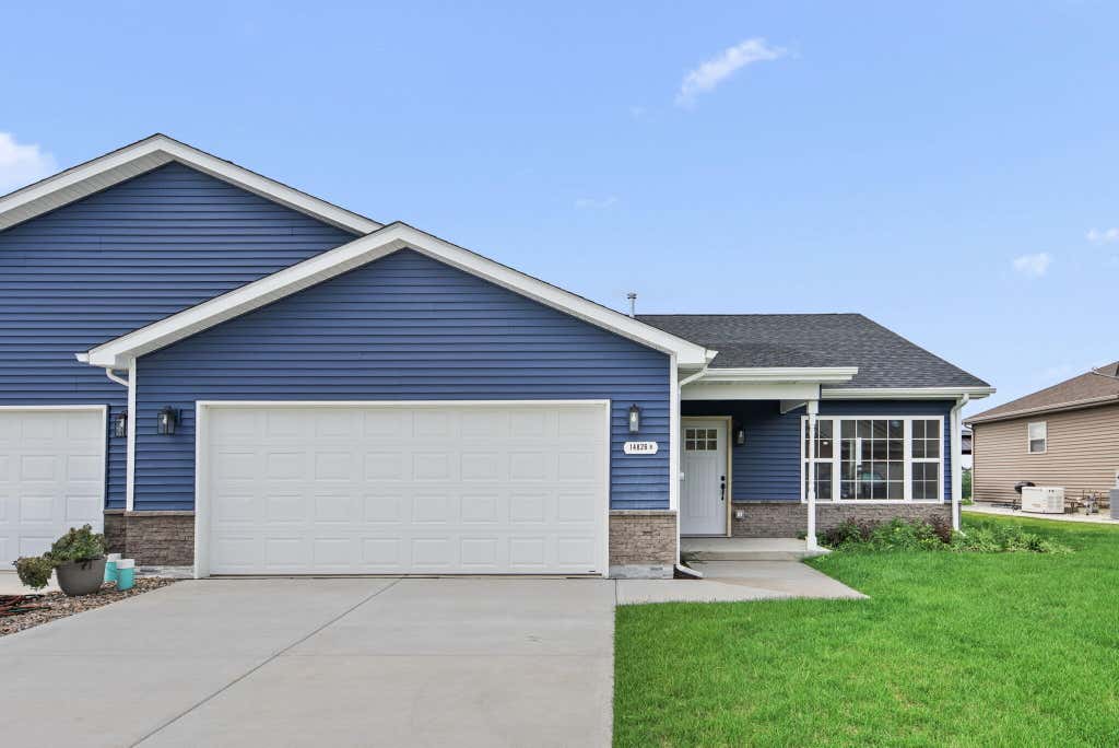 Photo of 14826 Carey Street #B, Cedar Lake, IN 46303 (MLS # 844351)