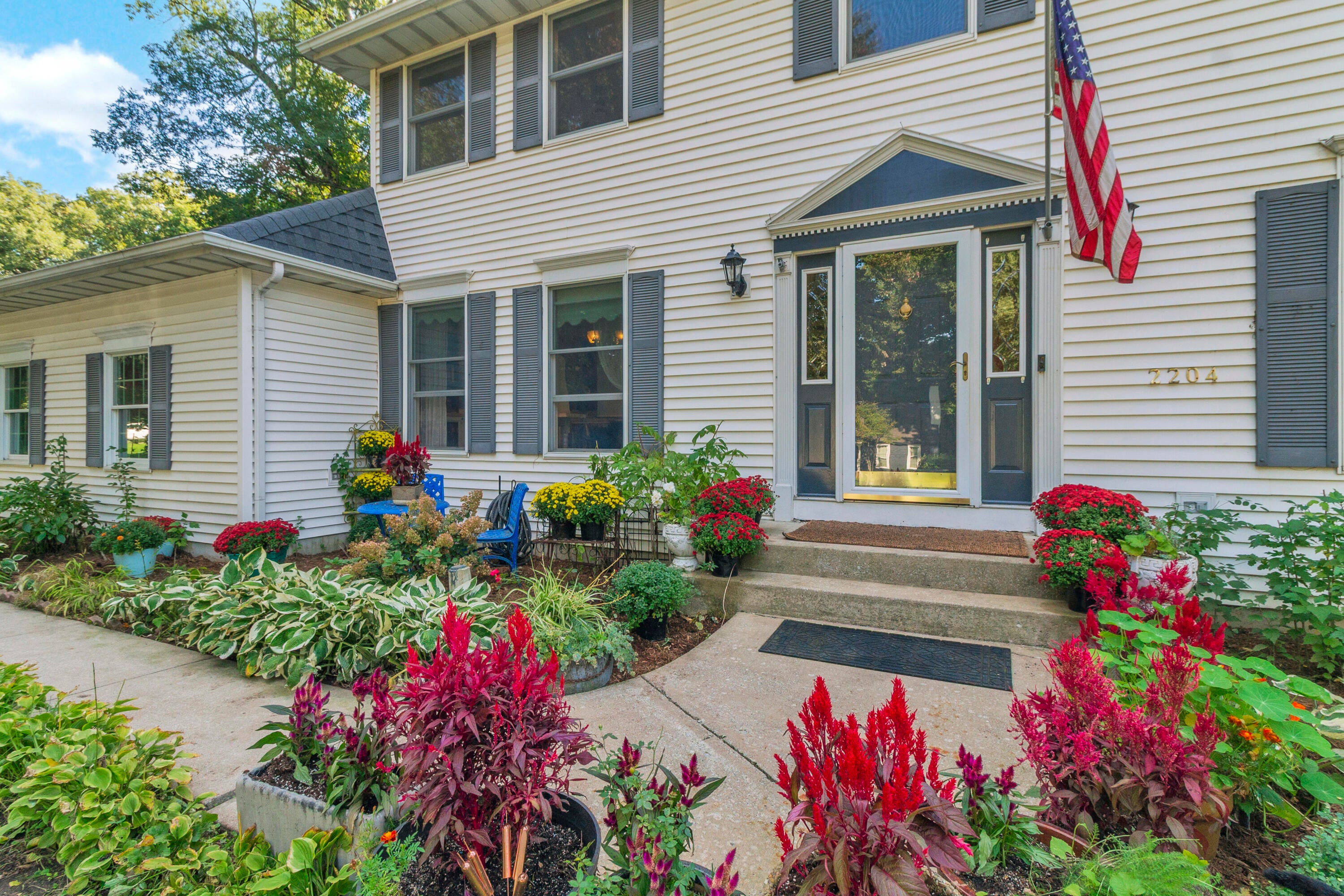 2204 Wynnewood Drive