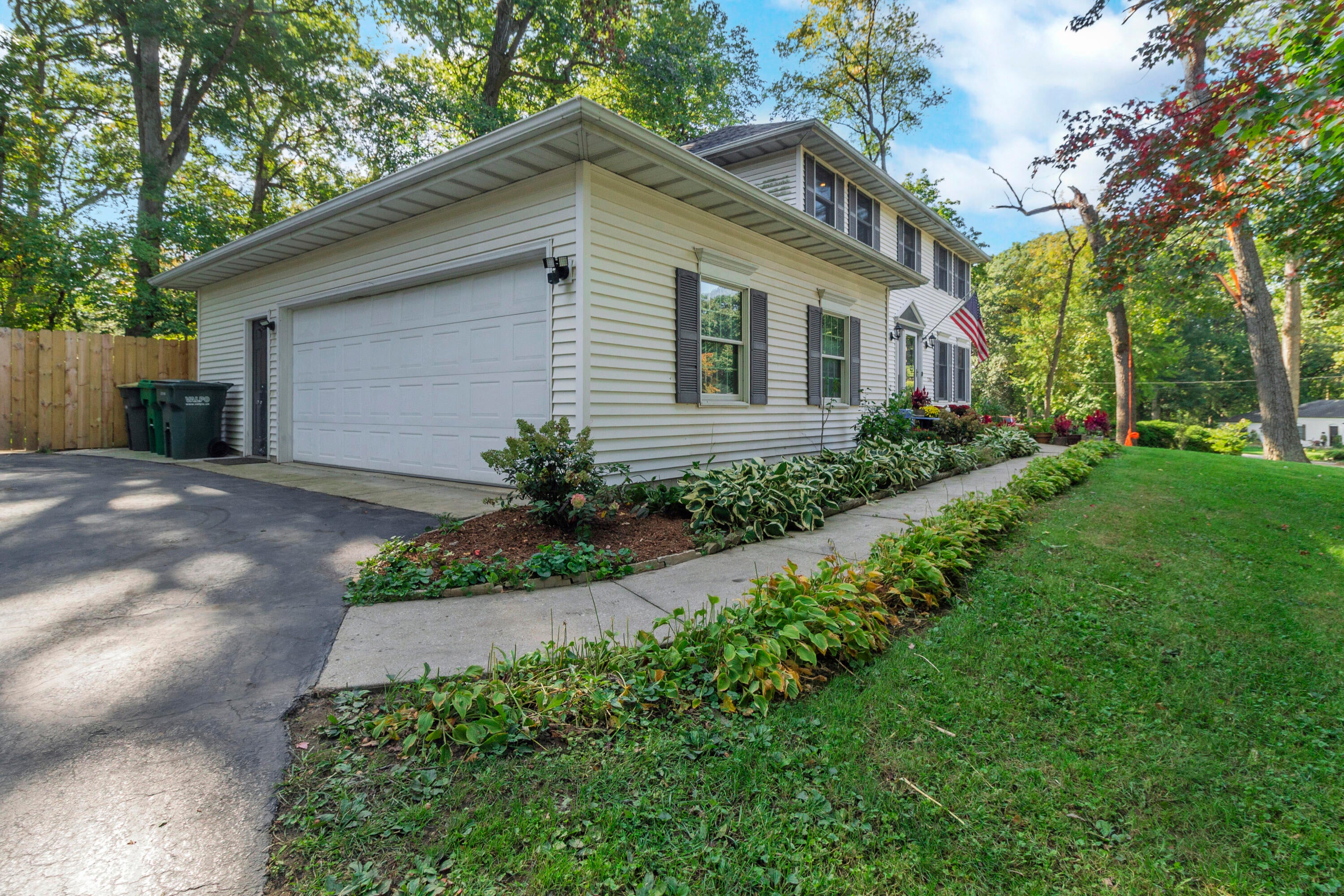 2204 Wynnewood Drive