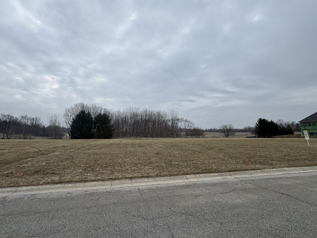 Photo of 1711 Littler Drive, Chesterton, IN 46304 (MLS # 836318)