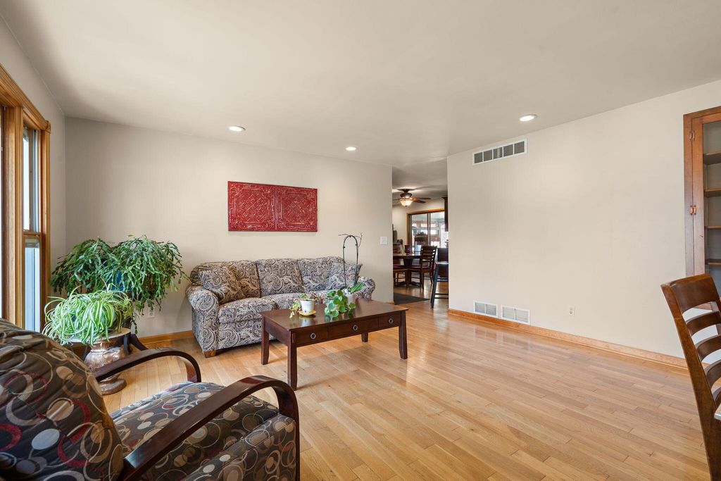 Photo of 3910 W 106th Lane, Crown Point, IN 46307 (MLS # 836240)