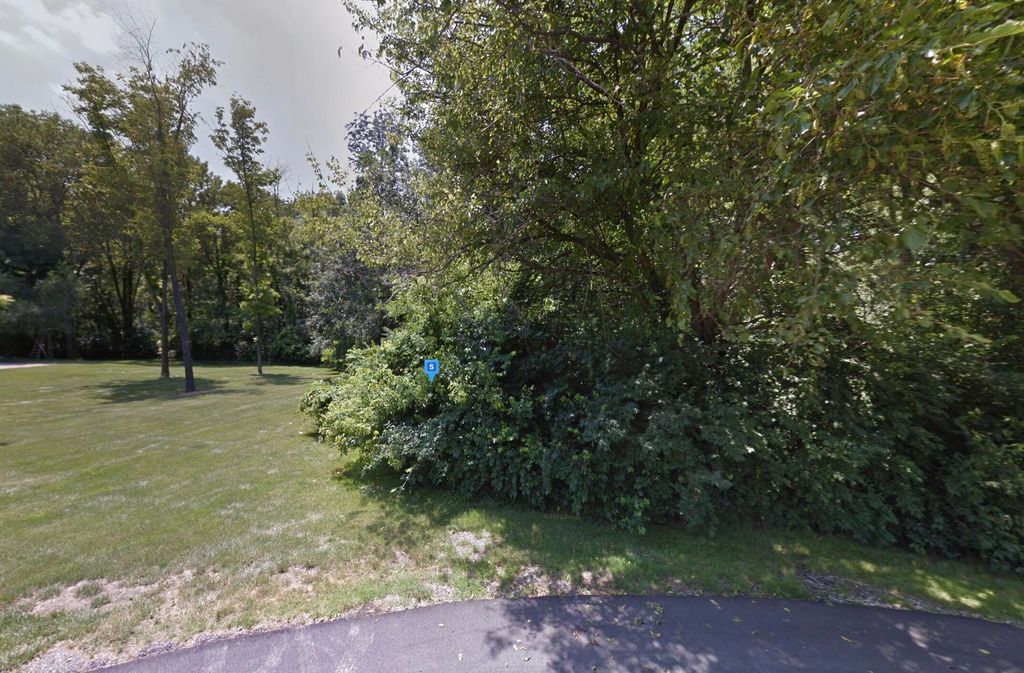 Photo of 7595 S Nantucket Woods Court, Terre Haute, IN 47802 (MLS # 831800)