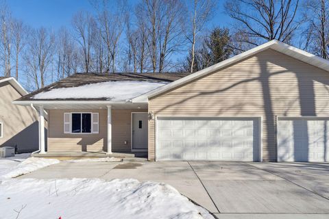 1524 Woodland Avenue, Michigan City, IN 46360 - #: 833865