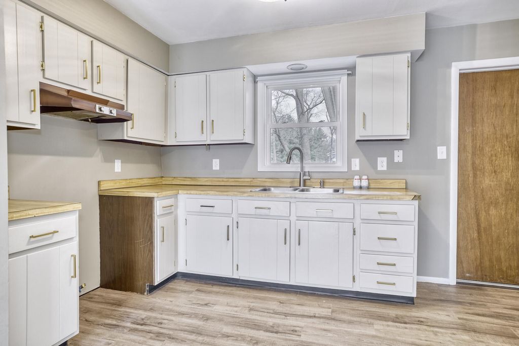 Photo of 10720 N 1100 W, DeMotte, IN 46310 (MLS # 836408)