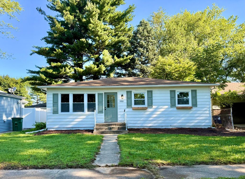 Photo of 4980 E 27th Avenue, Lake Station, IN 46405 (MLS # 833196)