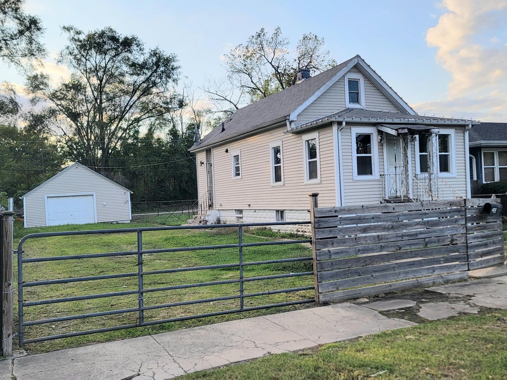 Photo of 4616 Massachusetts Street, Gary, IN 46409 (MLS # 846650)