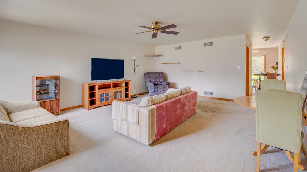 Photo of 6935 Swan Lane, Schererville, IN 46375 (MLS # 836927)