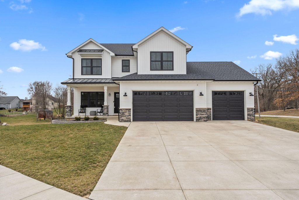 Photo of 20 E 780 N, Lake Village, IN 46349 (MLS # 835656)