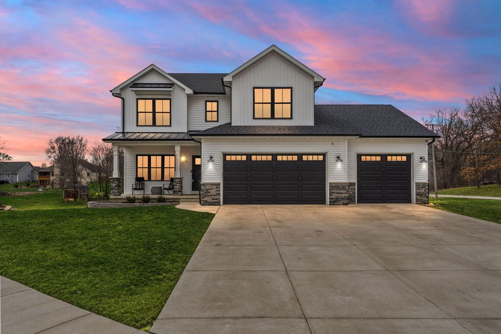 Photo of 20 E 780 N, Lake Village, IN 46349 (MLS # 835656)