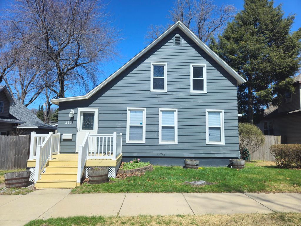 Photo of 218 Fogarty Street, Michigan City, IN 46360 (MLS # 836668)
