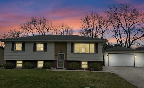 Property photo of 3907 Brookside Drive, Crown Point, IN 46307