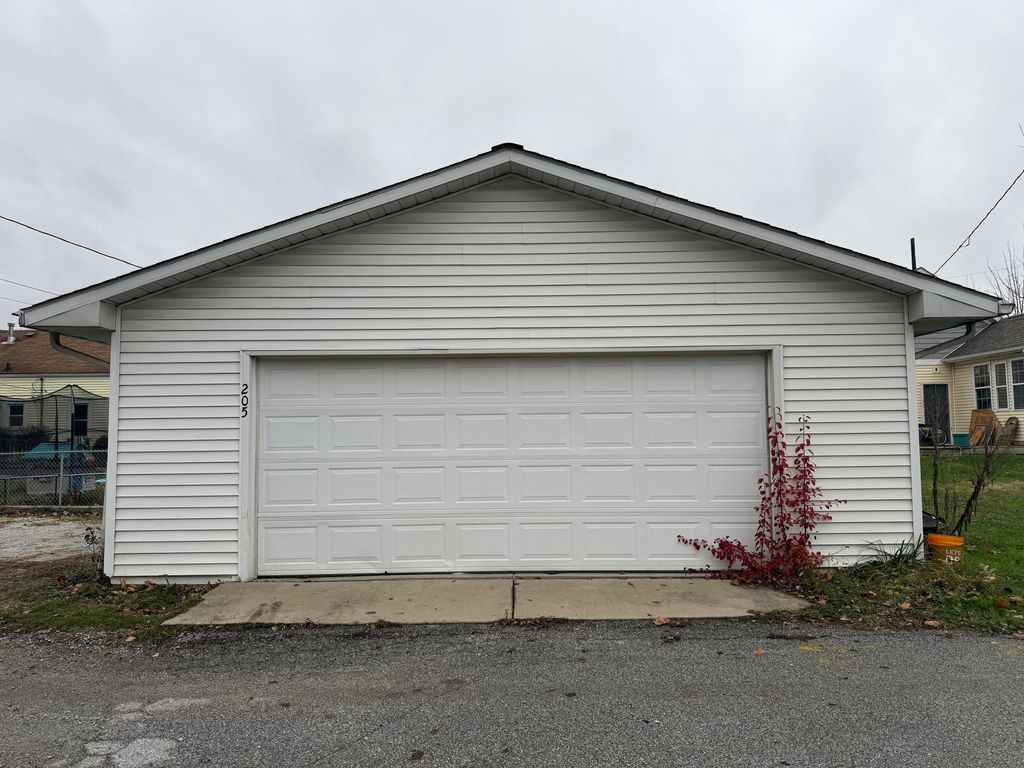Photo of 205 S Wisconsin Street, Hobart, IN 46342 (MLS # 831236)