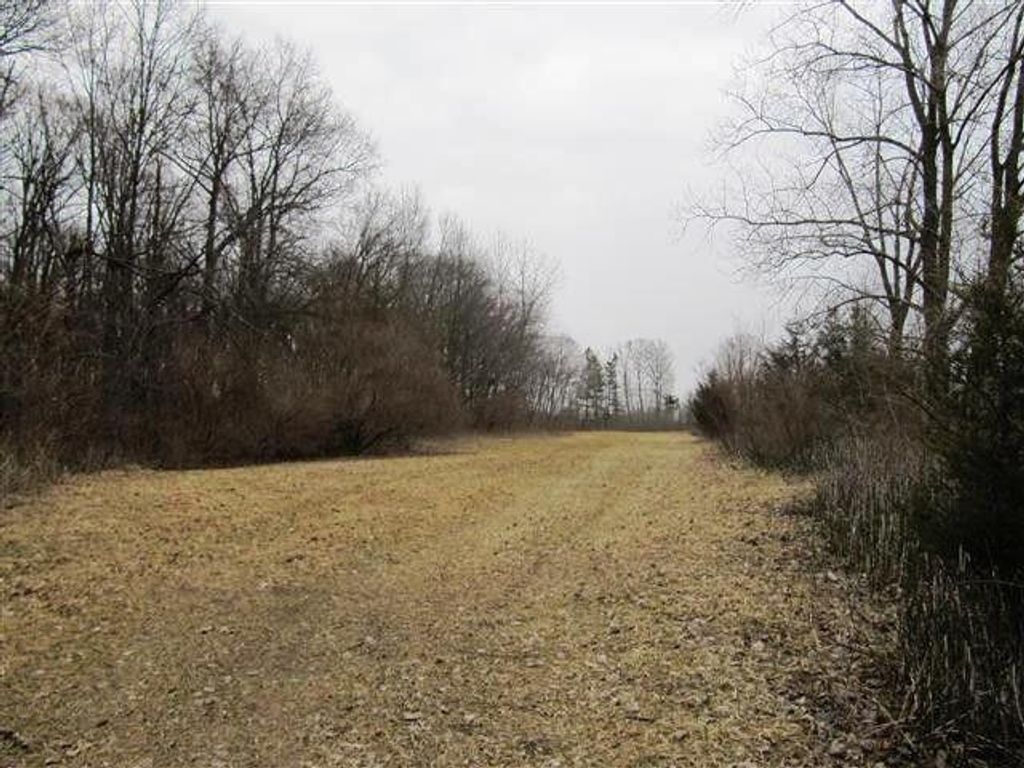 Photo of 700 N North N, Wheatfield, IN 46392 (MLS # 831991)