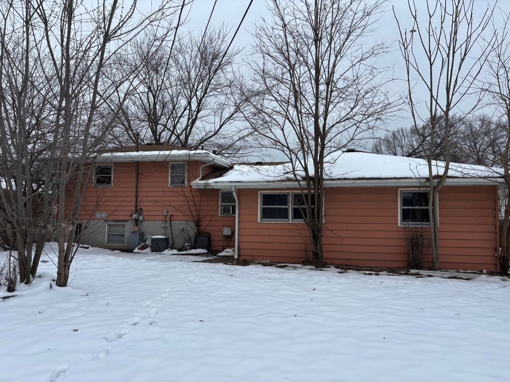 Photo of 4265 E 28th Avenue, Lake Station, IN 46405 (MLS # 831689)