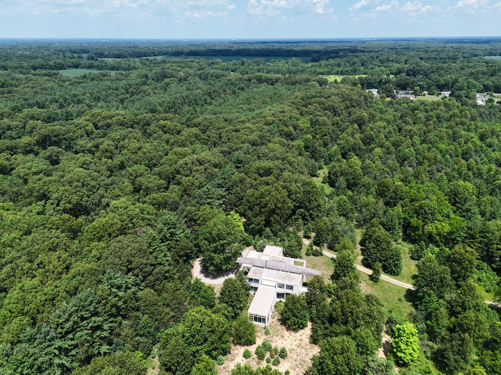 Photo of 8692 E 200 S, Knox, IN 46534 (MLS # 832349)