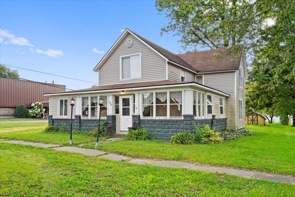 Photo of 206 S Main Street, Morocco, IN 47963 (MLS # 831741)