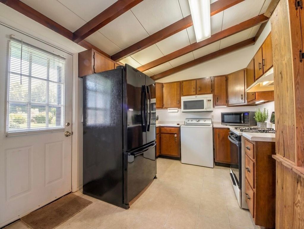 Photo of 110 Eastwood Avenue, La Porte, IN 46350 (MLS # 839592)