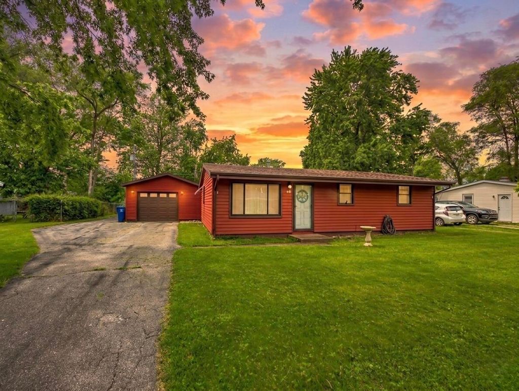 Photo of 110 Eastwood Avenue, La Porte, IN 46350 (MLS # 839592)