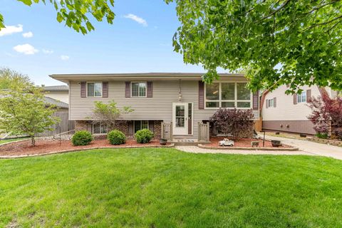 9138 Southmoor Avenue, Highland, IN 46322 - #: 839481