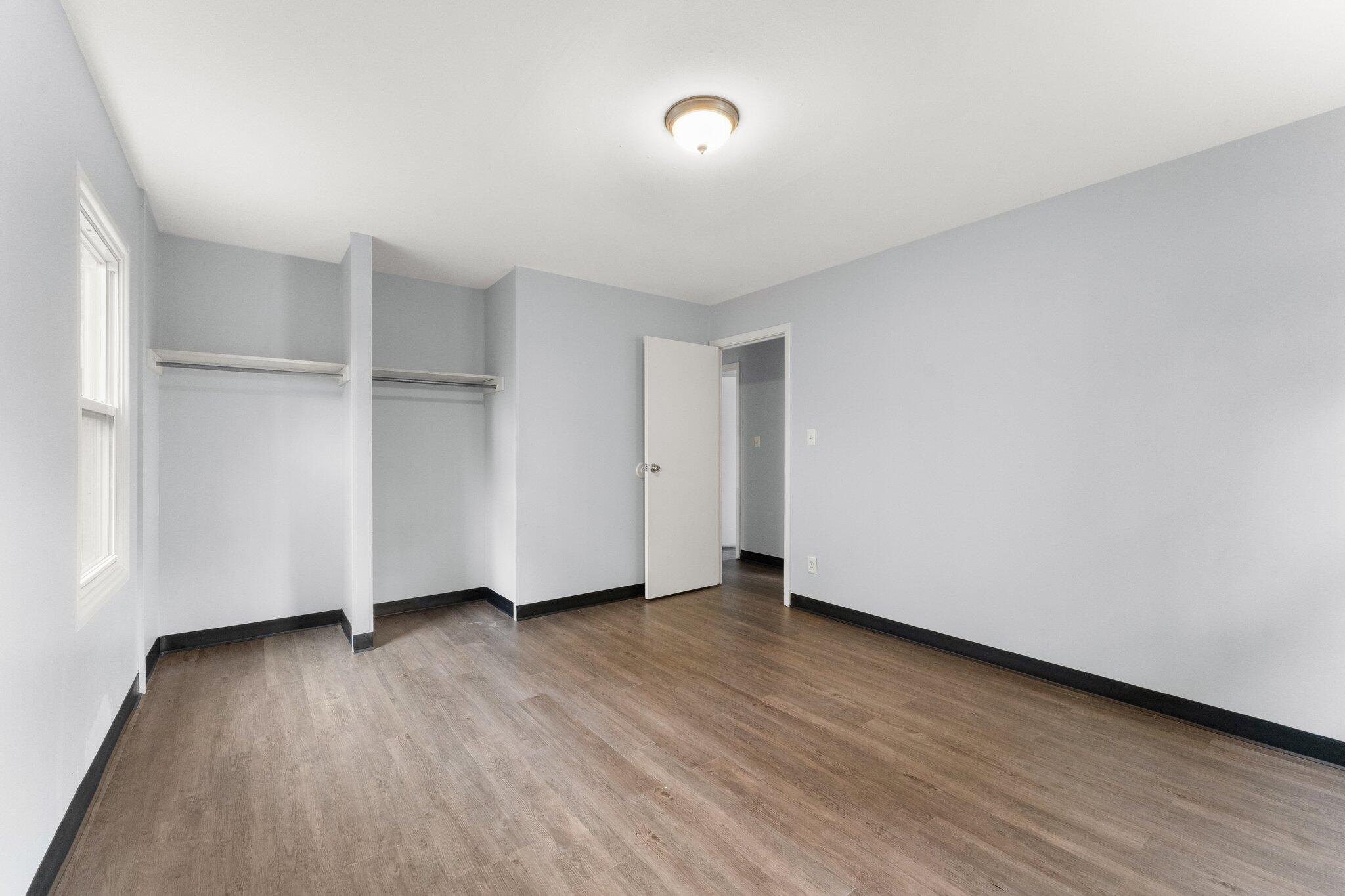 Valparaiso, Indiana 46383, United States, 3 Bedrooms Bedrooms, ,1 BathroomBathrooms,Residential,Pending,27509