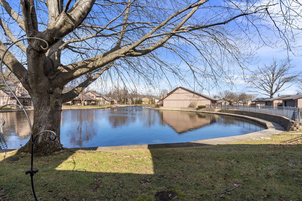 Photo of 2212 Bayview Drive, Michigan City, IN 46360 (MLS # 834394)