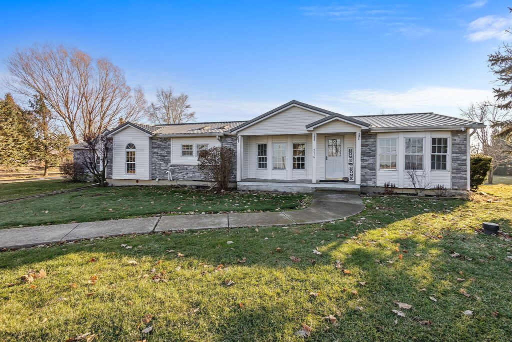 Photo of 516 W St Rd 8, Hebron, IN 46341 (MLS # 832638)