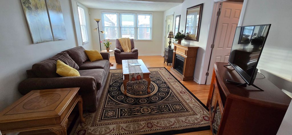 Photo of 1647 Myrtle Avenue #1, Whiting, IN 46394 (MLS # 831682)