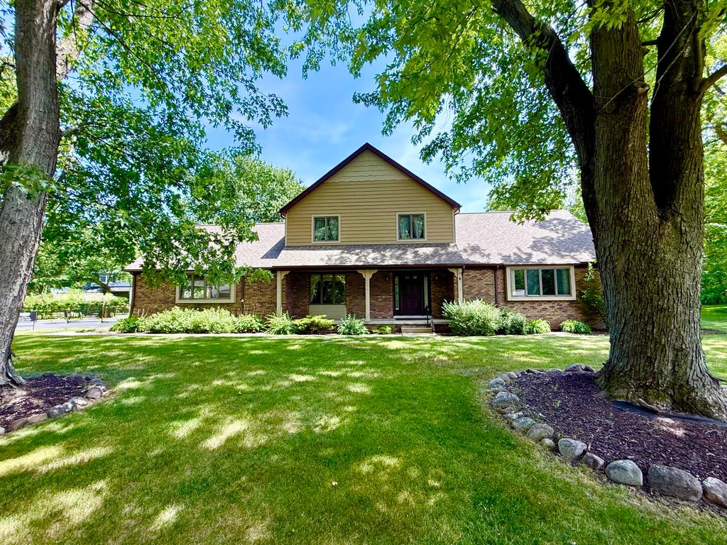 Photo of 6834 Mercedes Lane, DeMotte, IN 46310 (MLS # 839904)