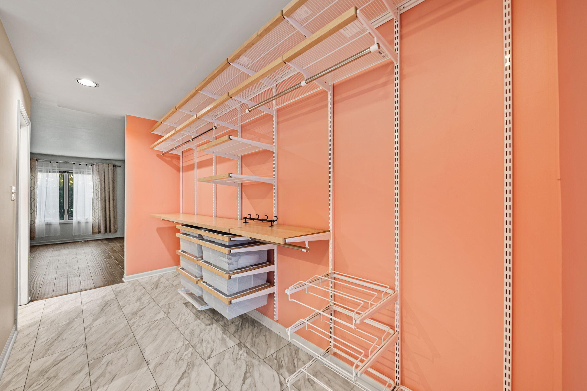 Crown Point, Indiana 46307, United States, 2 Bedrooms Bedrooms, ,2 BathroomsBathrooms,Residential,Active,237322