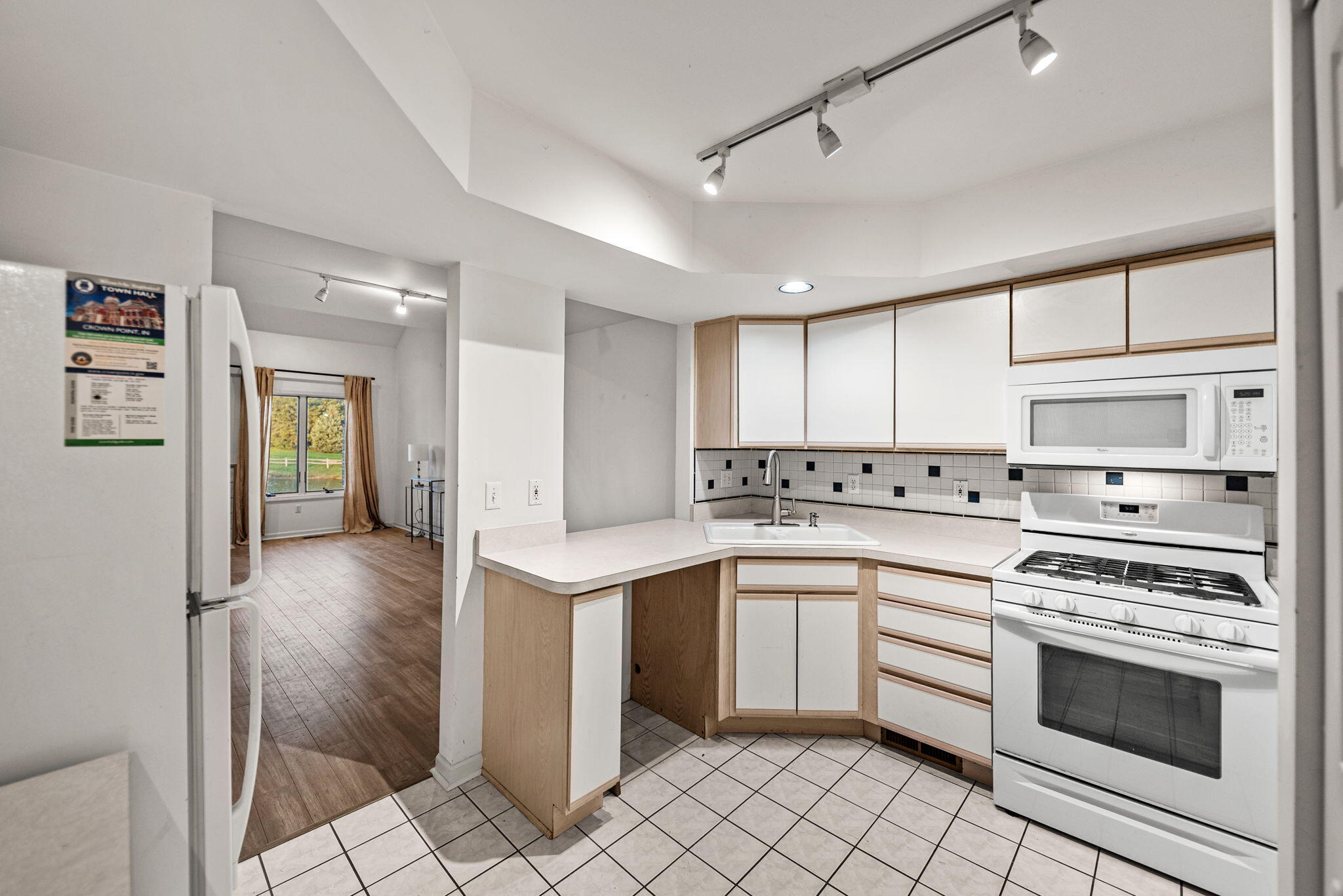 Crown Point, Indiana 46307, United States, 2 Bedrooms Bedrooms, ,2 BathroomsBathrooms,Residential,Active,237322