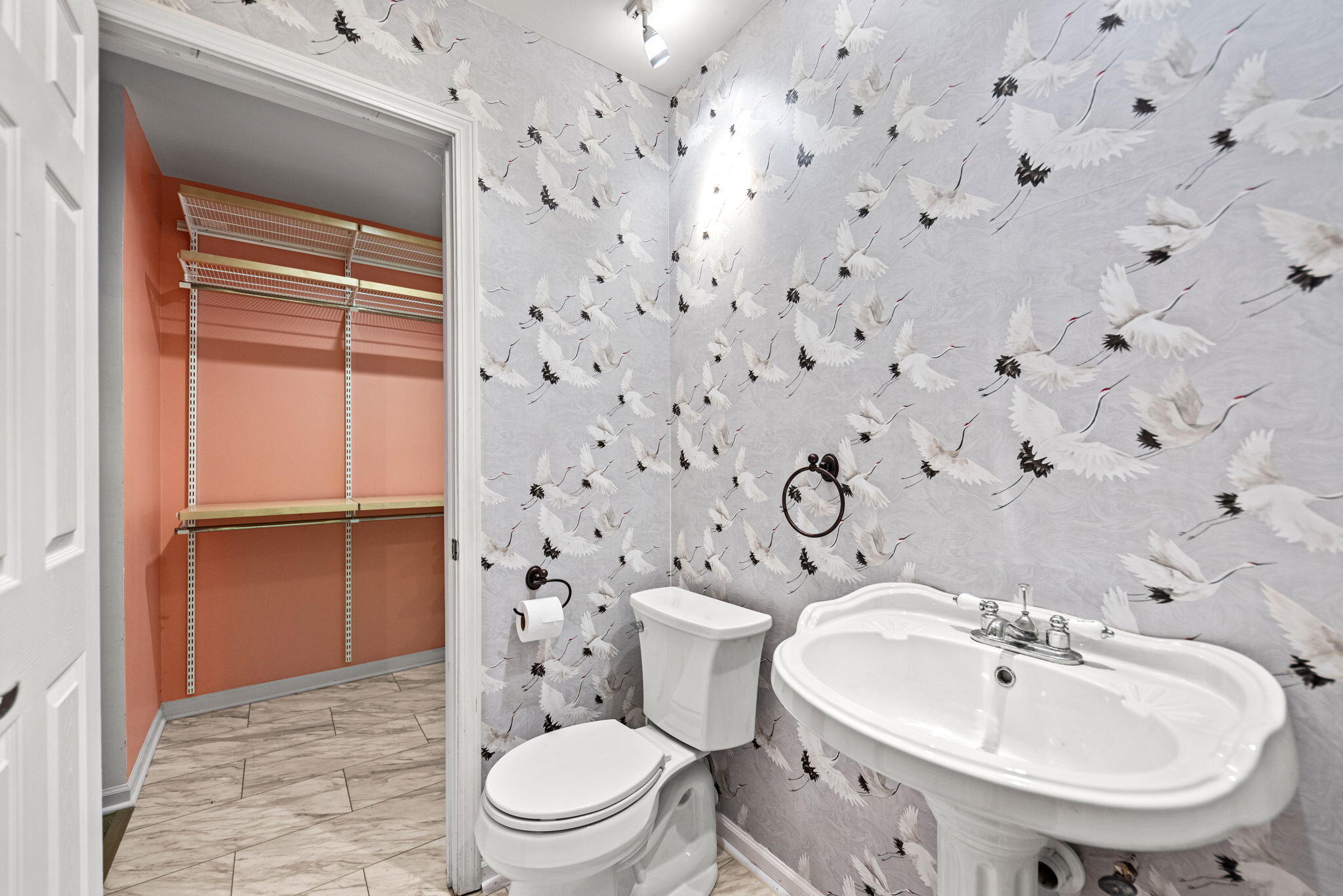 Crown Point, Indiana 46307, United States, 2 Bedrooms Bedrooms, ,2 BathroomsBathrooms,Residential,Active,237322