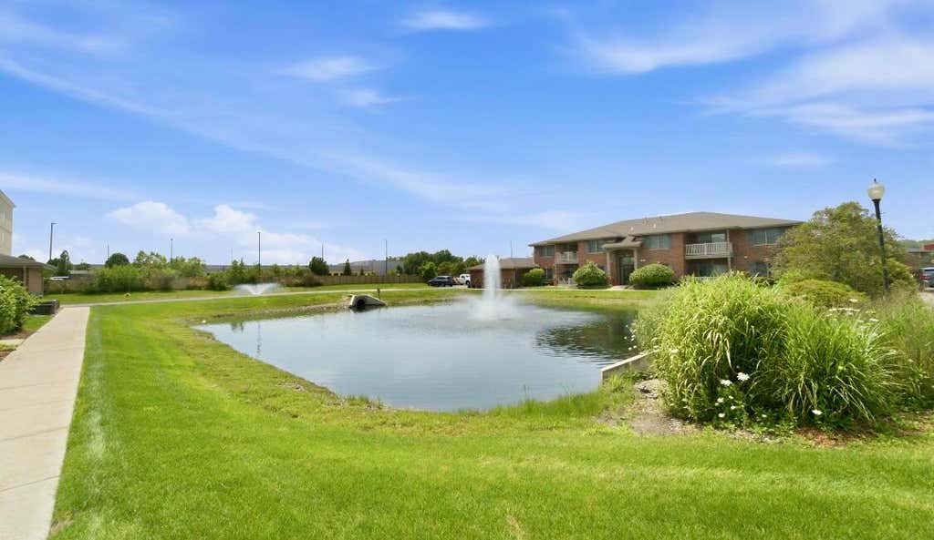 Photo of 629 Cambridge Court #1-d, Munster, IN 46321 (MLS # 844280)