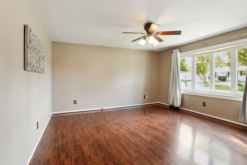 Photo of 3283 Oakwood Street, Portage, IN 46368 (MLS # 830255)