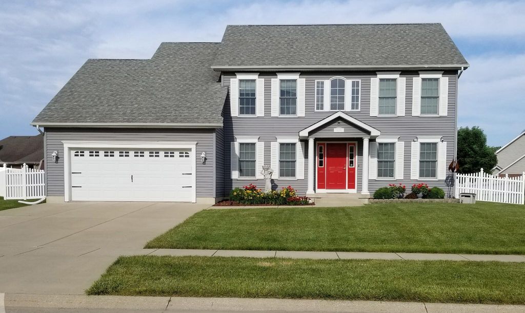 Photo of 608 Dakota Drive, Lowell, IN 46356 (MLS # 836589)