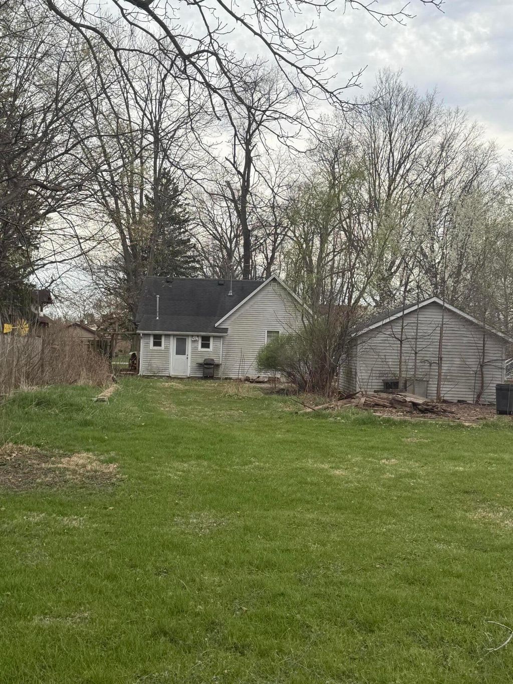 Photo of 307 Mckinley Street, Kouts, IN 46347 (MLS # 836983)